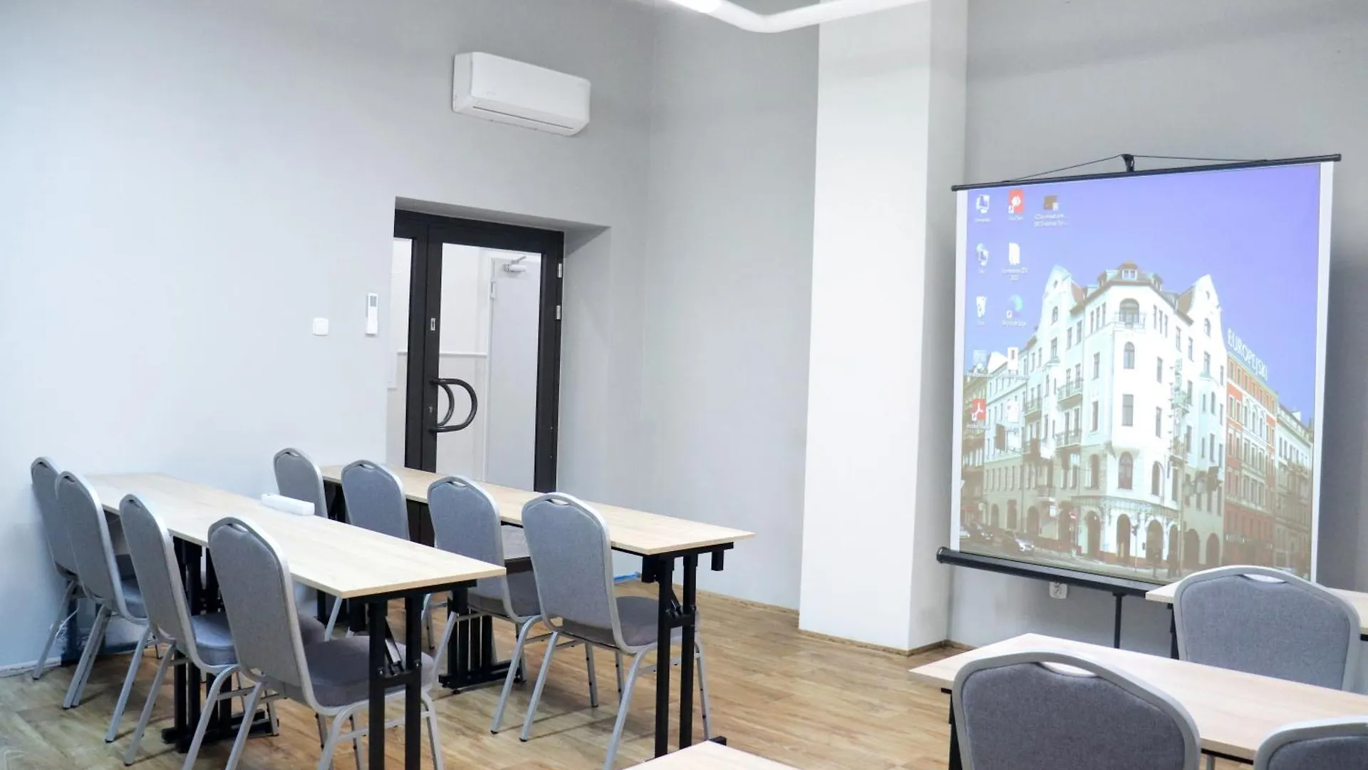 Hotel Polonia Centrum Breslavia