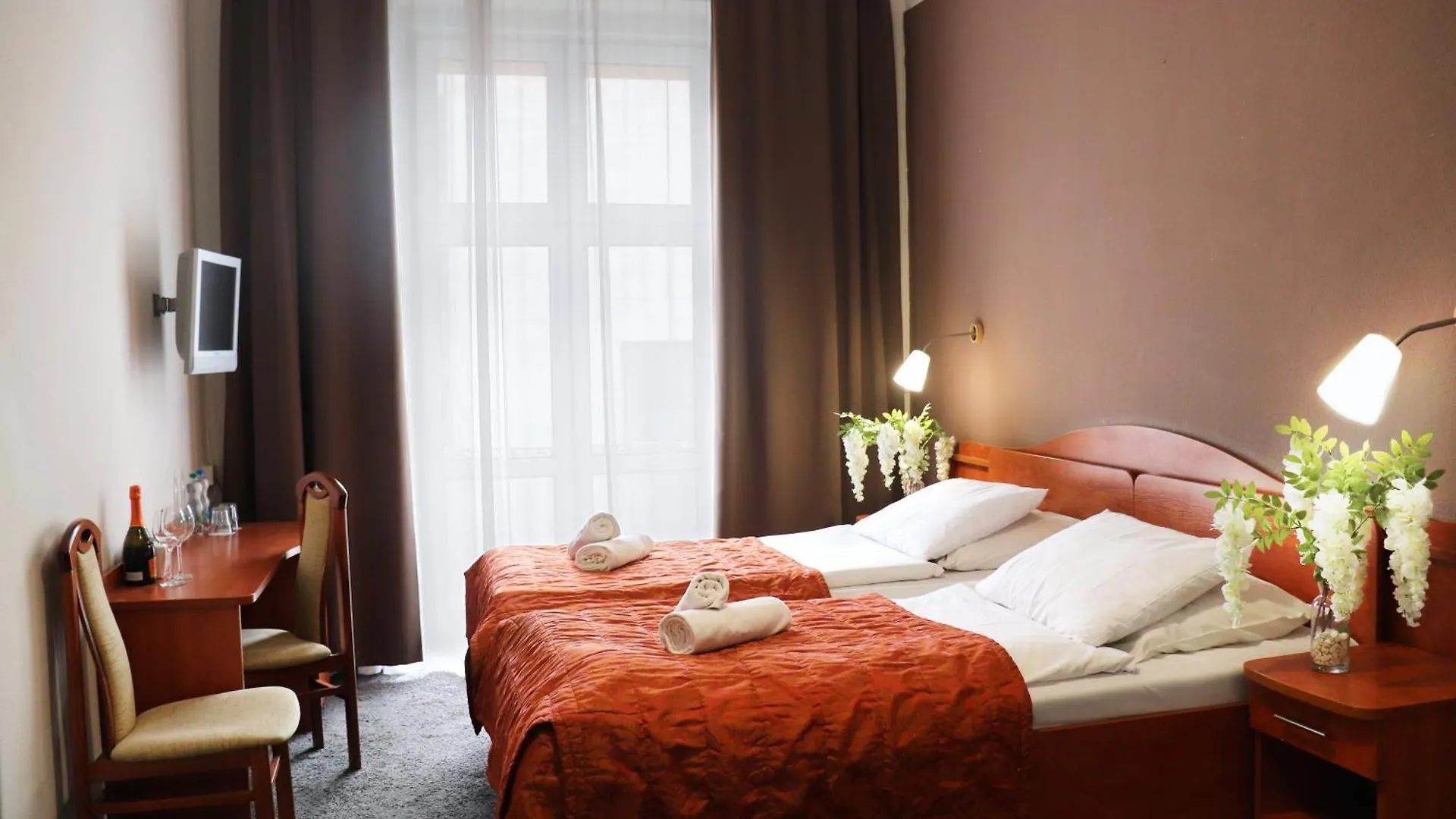 Hotel Polonia Centrum Wroclaw 3*,  Poland